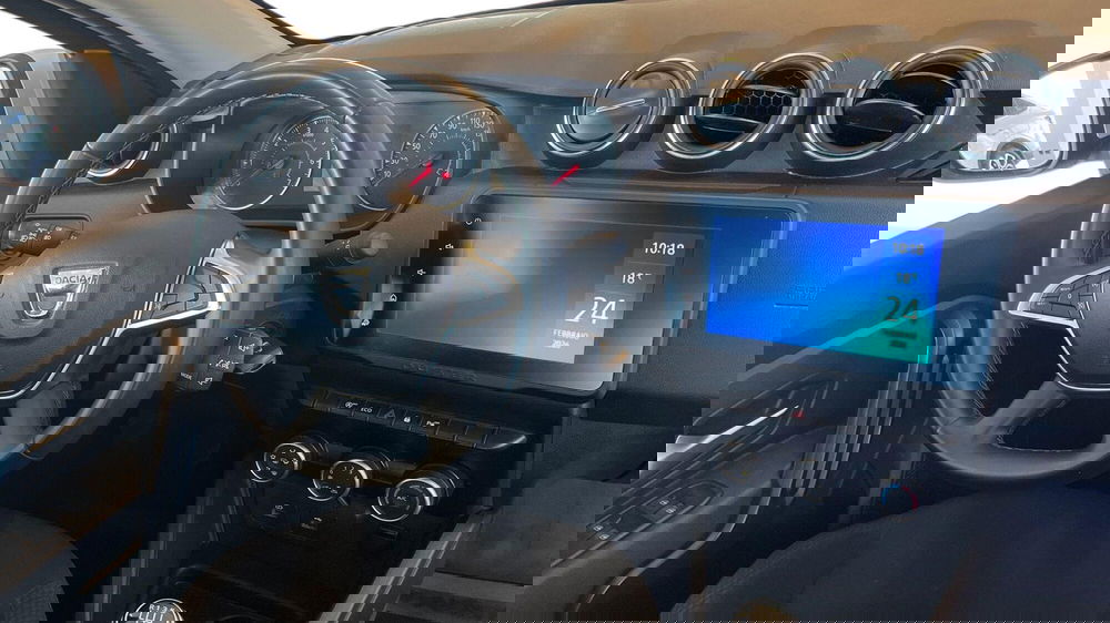 Dacia Duster usata a Catania (12)