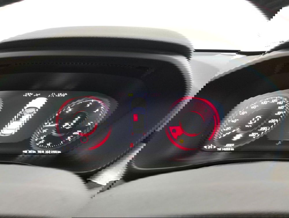 Volvo XC40 usata a Como (12)