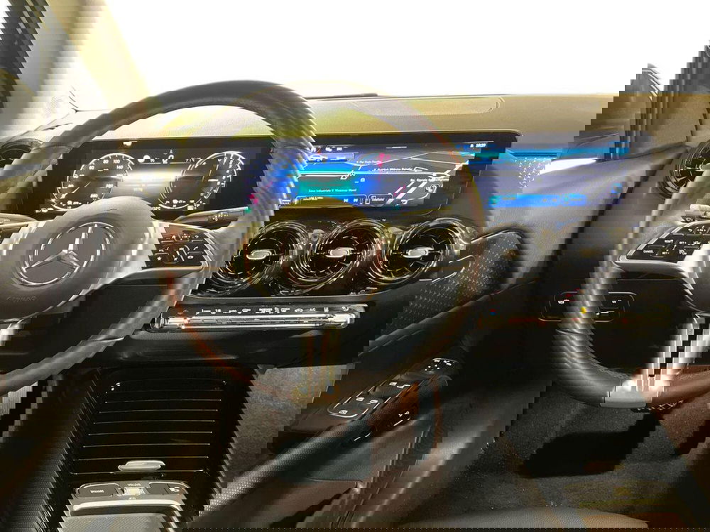 Mercedes-Benz GLA SUV usata a Milano (11)