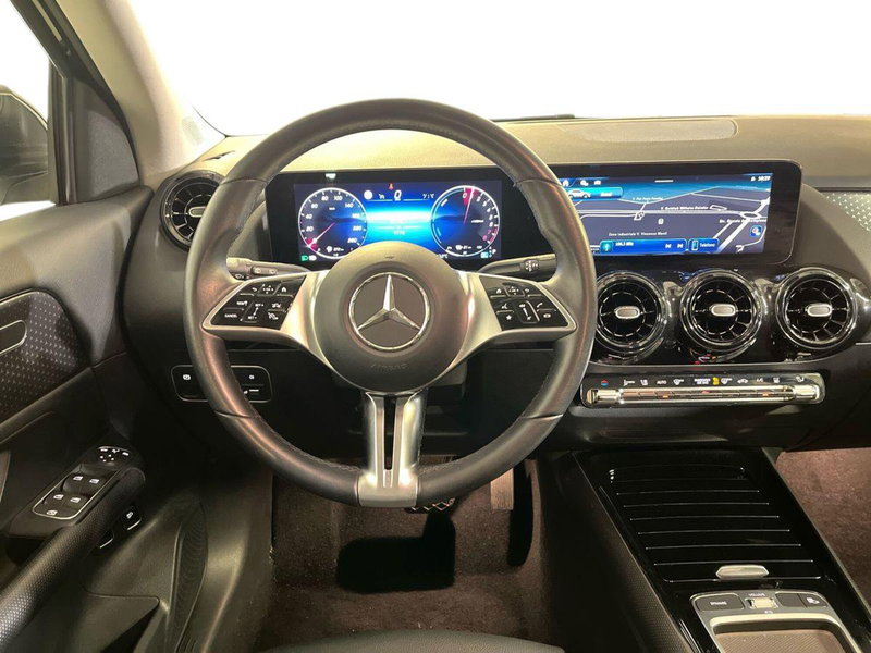 Mercedes-Benz GLA SUV usata a Milano (11)