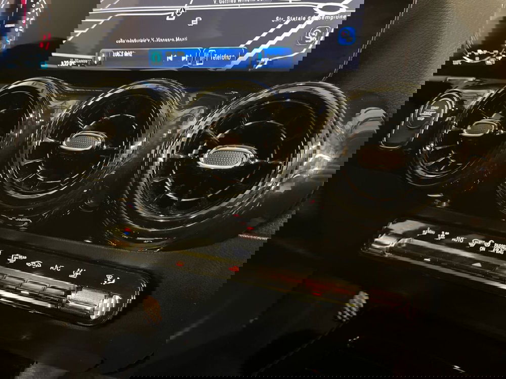 Mercedes-Benz GLA SUV usata a Milano (14)