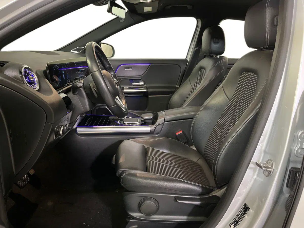 Mercedes-Benz GLA SUV usata a Milano (10)