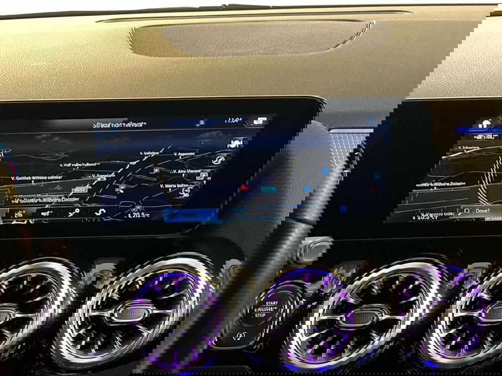 Mercedes-Benz GLA SUV usata a Milano (12)