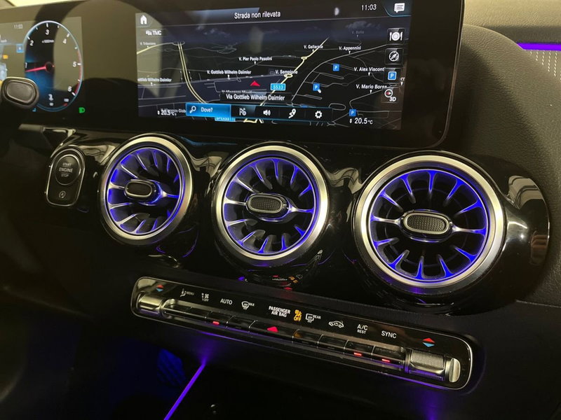 Mercedes-Benz GLA SUV usata a Milano (14)