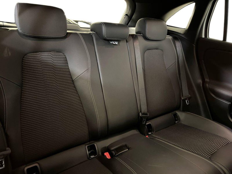 Mercedes-Benz GLA SUV usata a Milano (16)