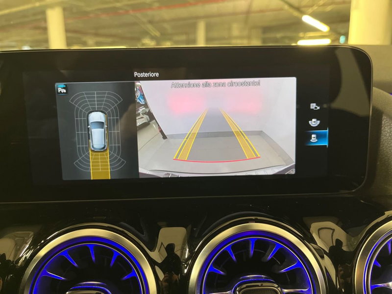 Mercedes-Benz GLA SUV usata a Milano (19)