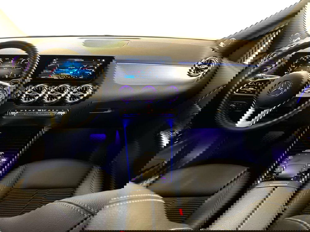 Mercedes-Benz GLA SUV usata a Milano (9)