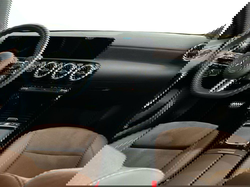 Mercedes-Benz Classe A usata a Bari (8)