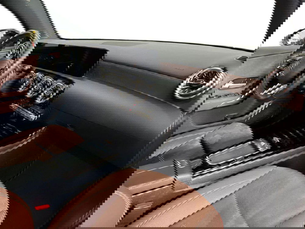 Mercedes-Benz Classe A usata a Bari (9)