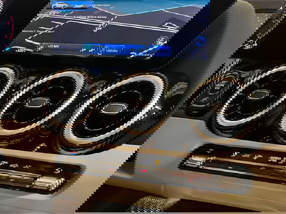 Mercedes-Benz GLA SUV usata a Milano (14)