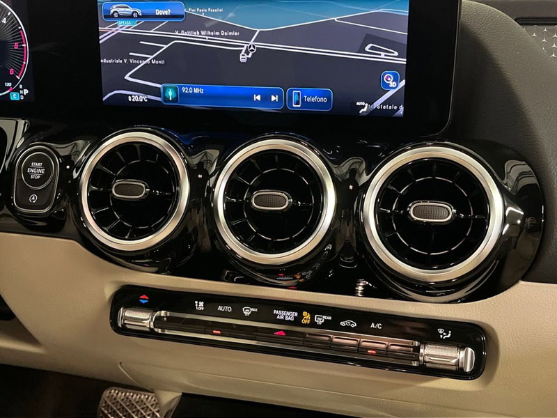 Mercedes-Benz GLA SUV usata a Milano (14)