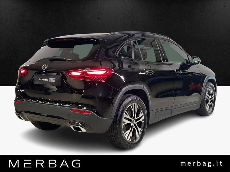 Mercedes-Benz GLA SUV usata a Milano (2)