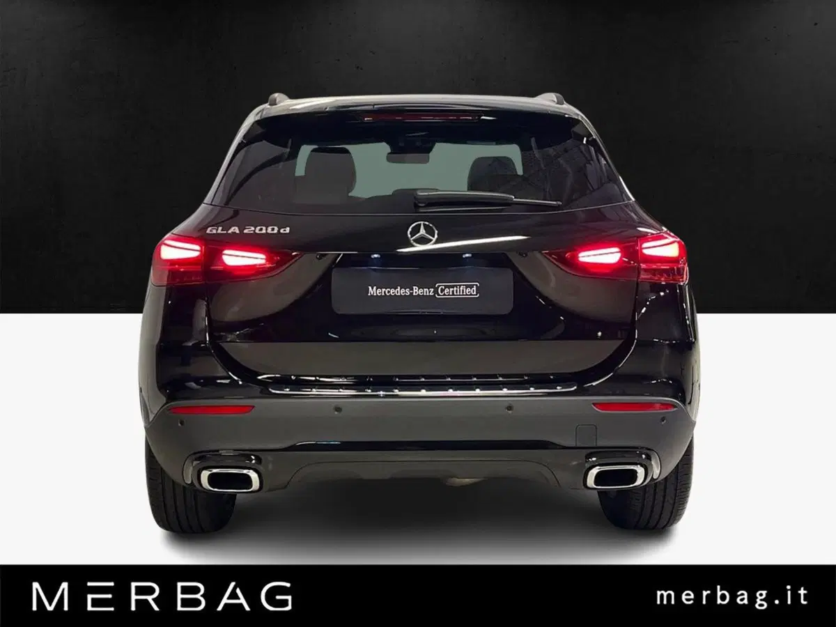 Mercedes-Benz GLA SUV usata a Milano (4)