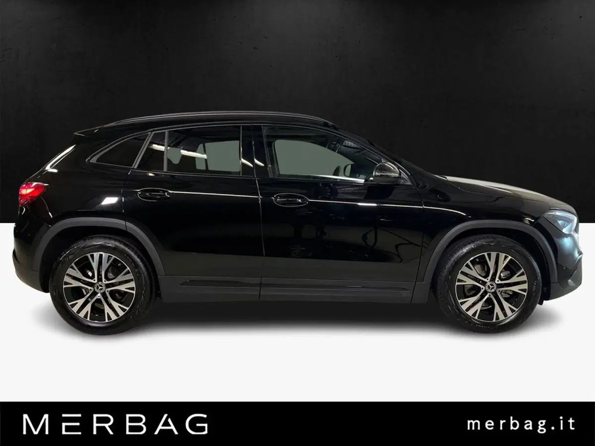 Mercedes-Benz GLA SUV usata a Milano (5)