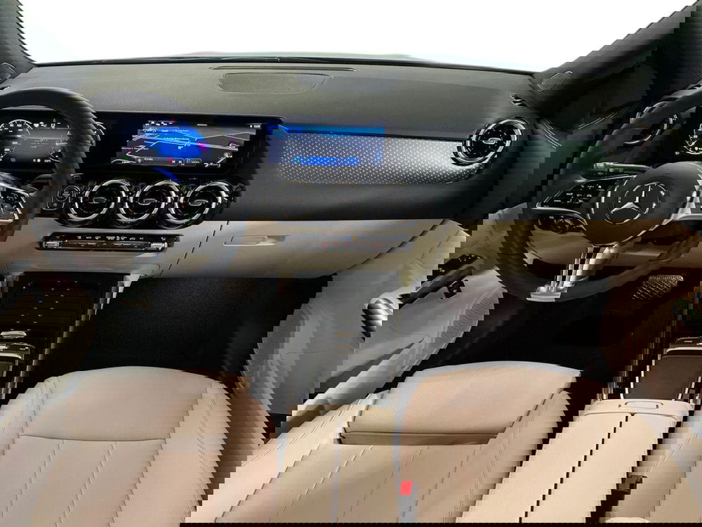 Mercedes-Benz GLA SUV usata a Milano (9)