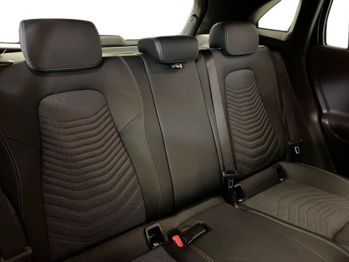 Mercedes-Benz GLA SUV usata a Milano (16)