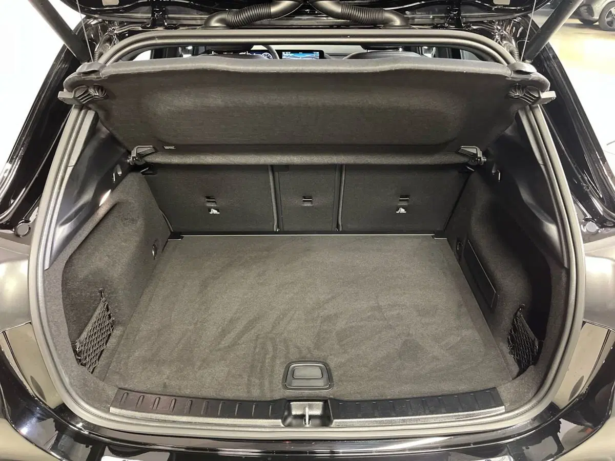 Mercedes-Benz GLA SUV usata a Milano (8)
