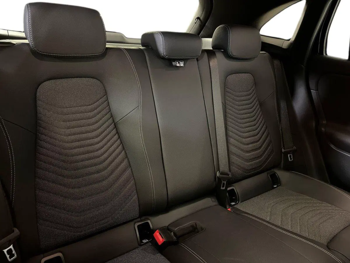 Mercedes-Benz GLA SUV usata a Milano (16)