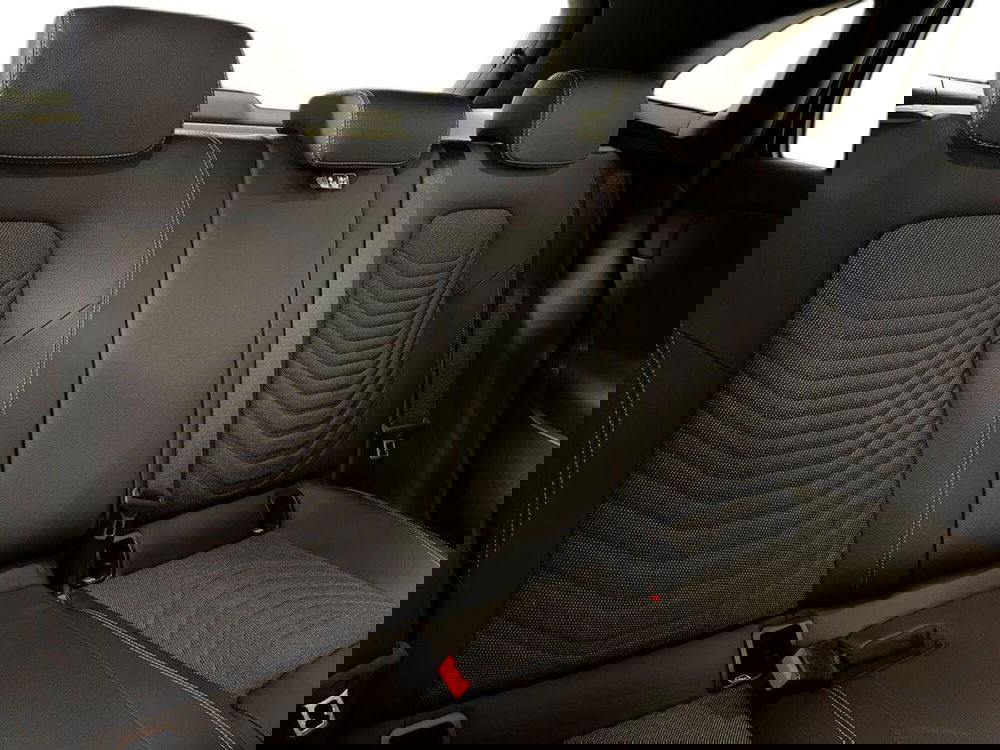 Mercedes-Benz GLA SUV usata a Milano (16)