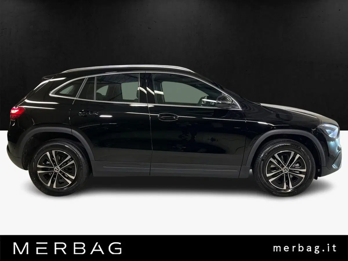 Mercedes-Benz GLA SUV usata a Milano (5)
