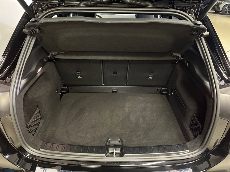 Mercedes-Benz GLA SUV usata a Milano (8)