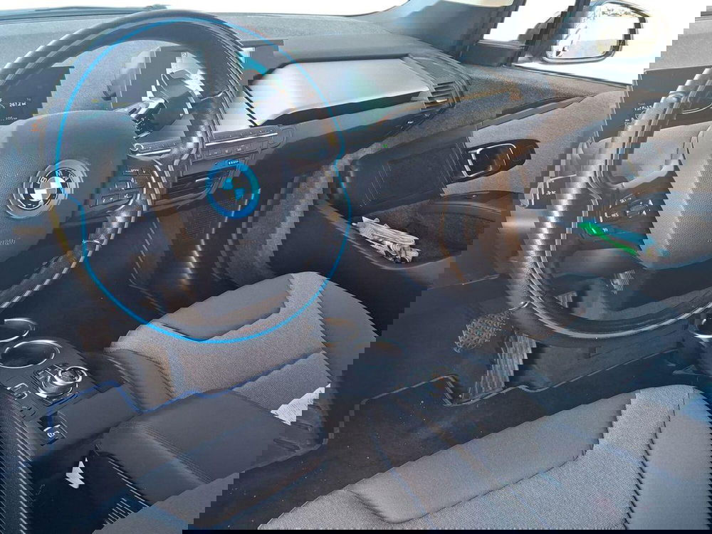 BMW i3 usata a Pescara (11)