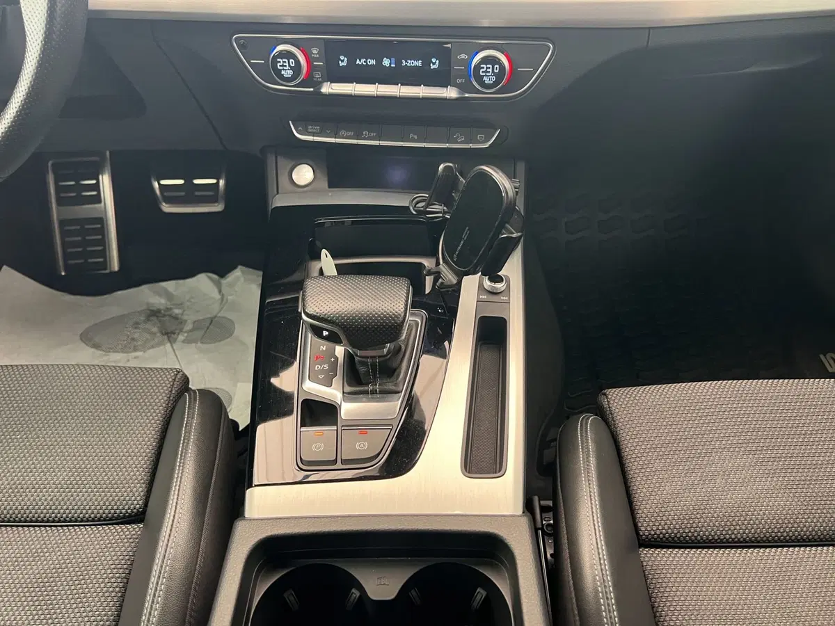 Audi Q5 Sportback usata a Cosenza (15)