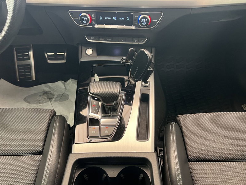 Audi Q5 Sportback usata a Cosenza (15)