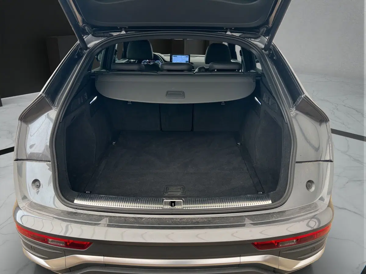 Audi Q5 Sportback usata a Cosenza (20)