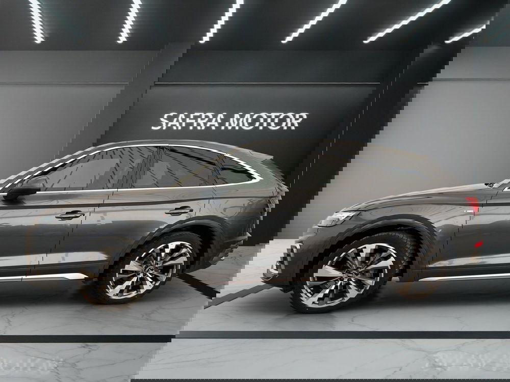 Audi Q5 Sportback usata a Cosenza (4)