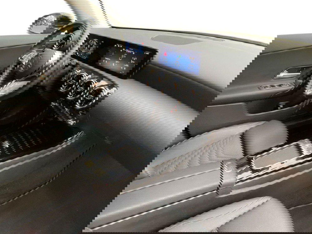 Mercedes-Benz CLA Shooting Brake usata a Rimini (12)