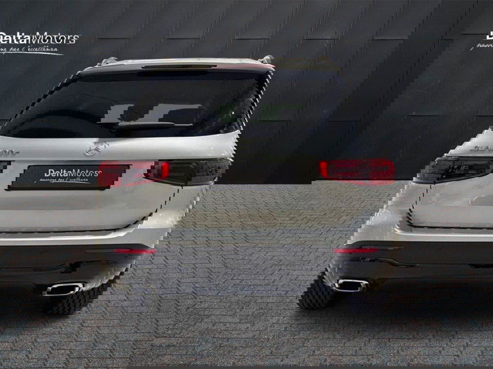 Mercedes-Benz GLB nuova a Macerata (4)