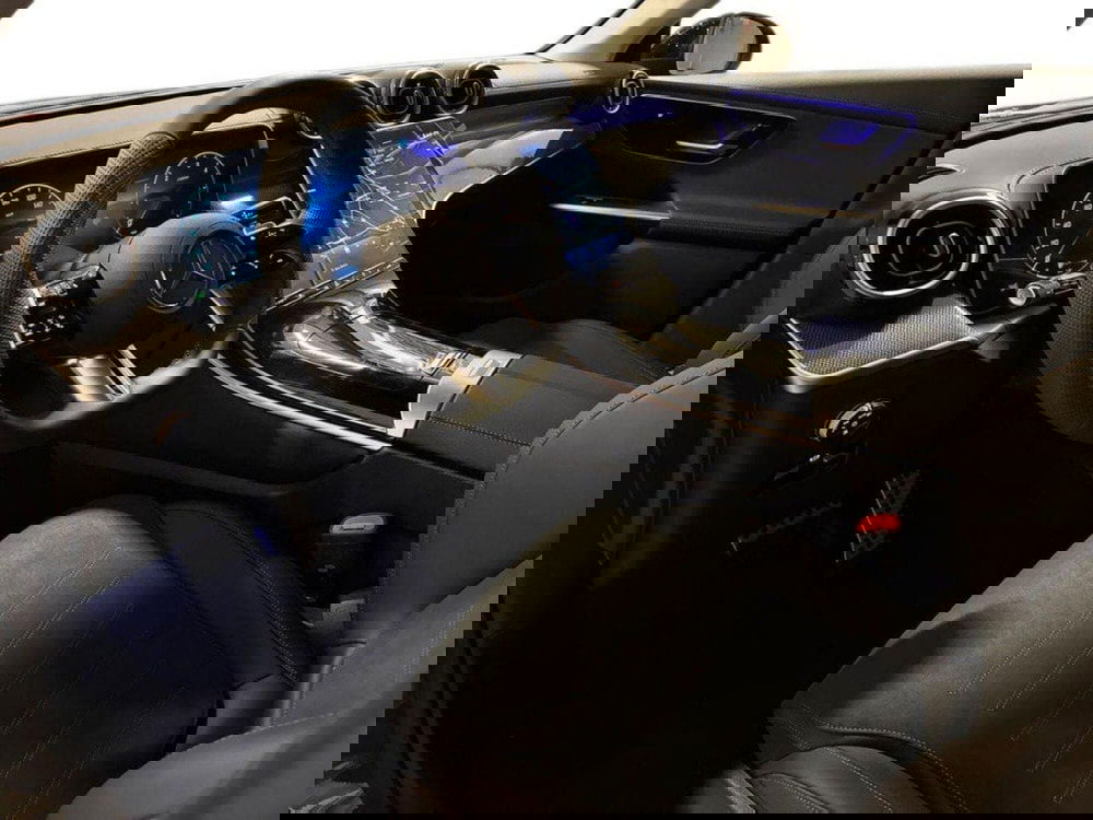 Mercedes-Benz GLC SUV nuova a Macerata (16)