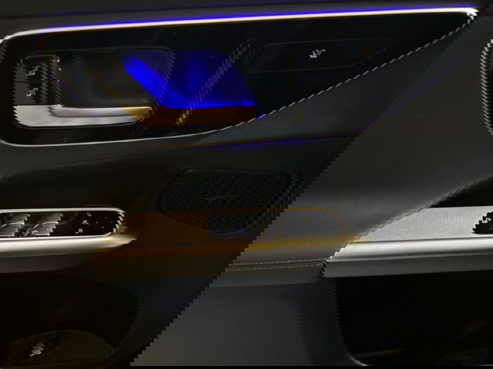 Mercedes-Benz GLC SUV nuova a Macerata (17)