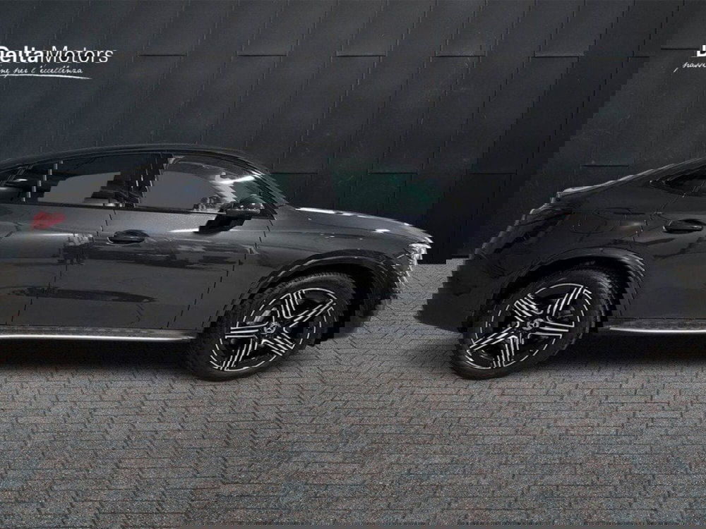 Mercedes-Benz GLC SUV nuova a Macerata (5)