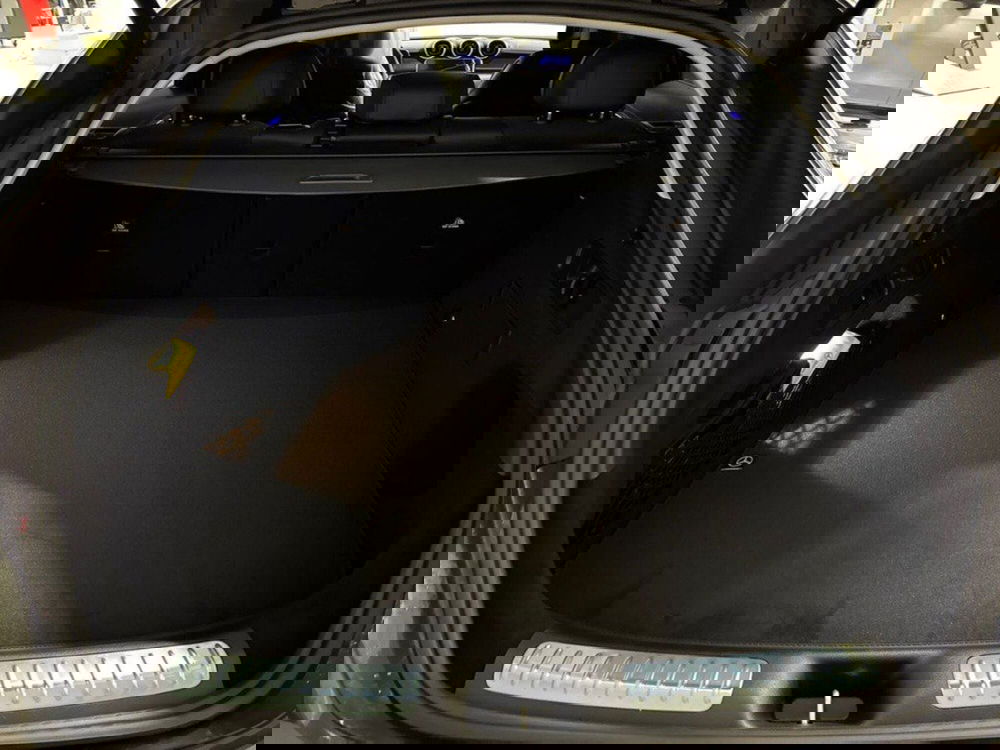 Mercedes-Benz GLC SUV nuova a Macerata (7)