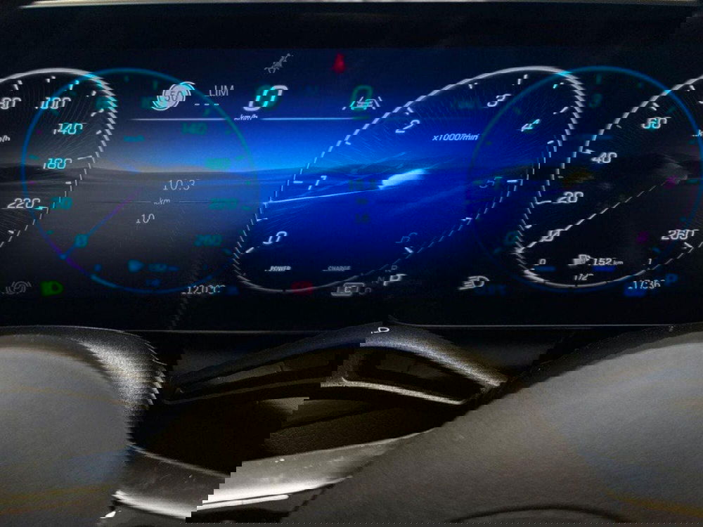 Mercedes-Benz GLC SUV nuova a Macerata (9)