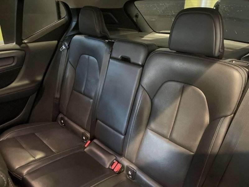 Volvo XC40 usata a Macerata (11)