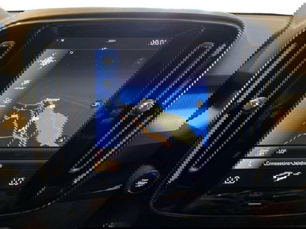 Volvo XC40 usata a Macerata (13)