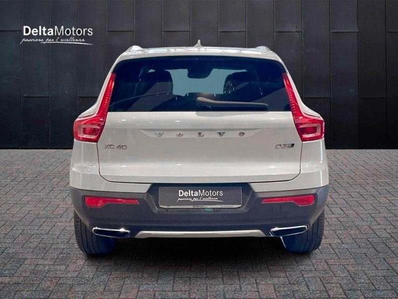 Volvo XC40 usata a Macerata (5)