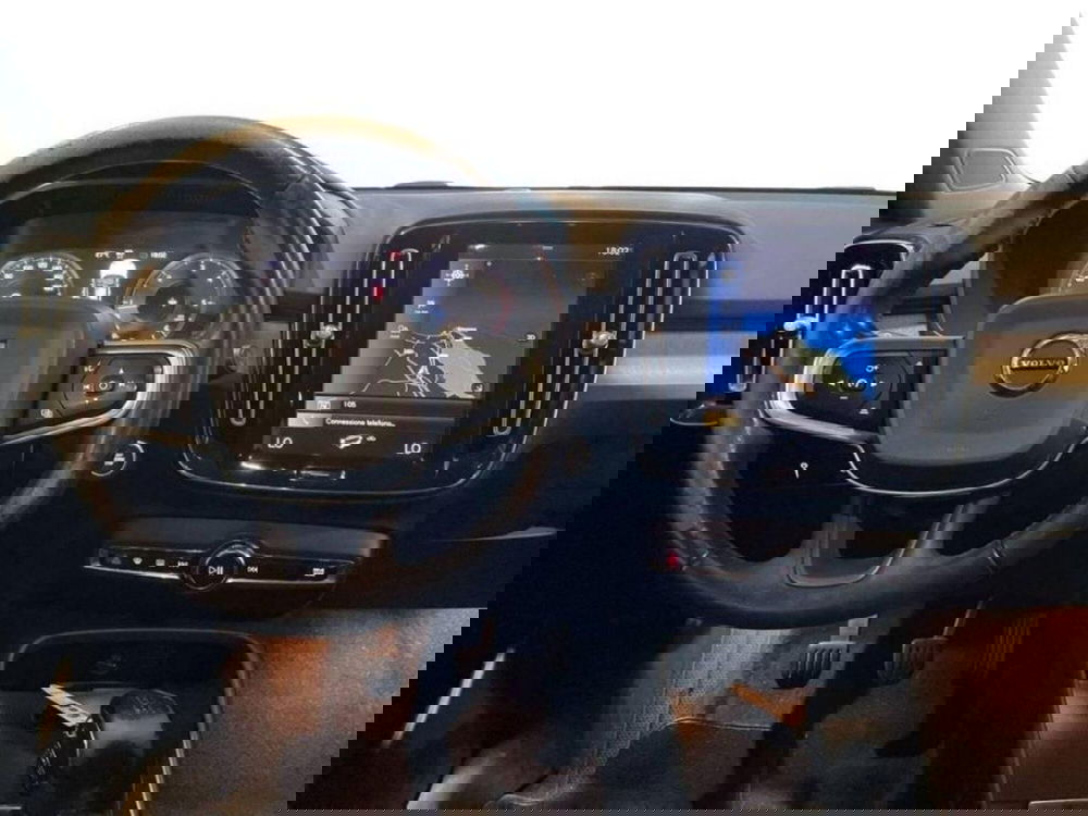 Volvo XC40 usata a Macerata (9)