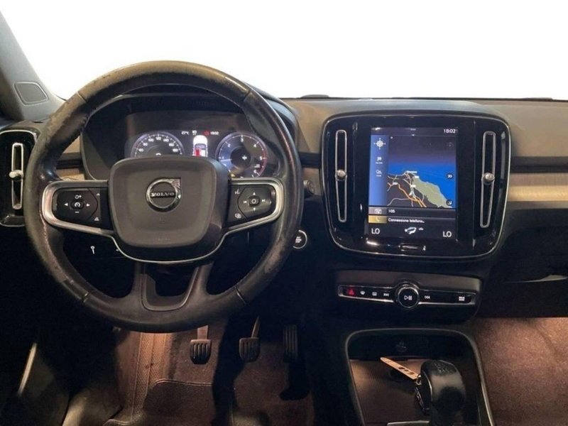 Volvo XC40 usata a Macerata (9)