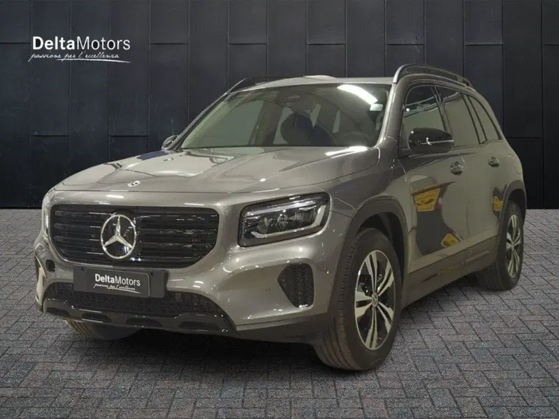 Mercedes-Benz GLB nuova a Macerata