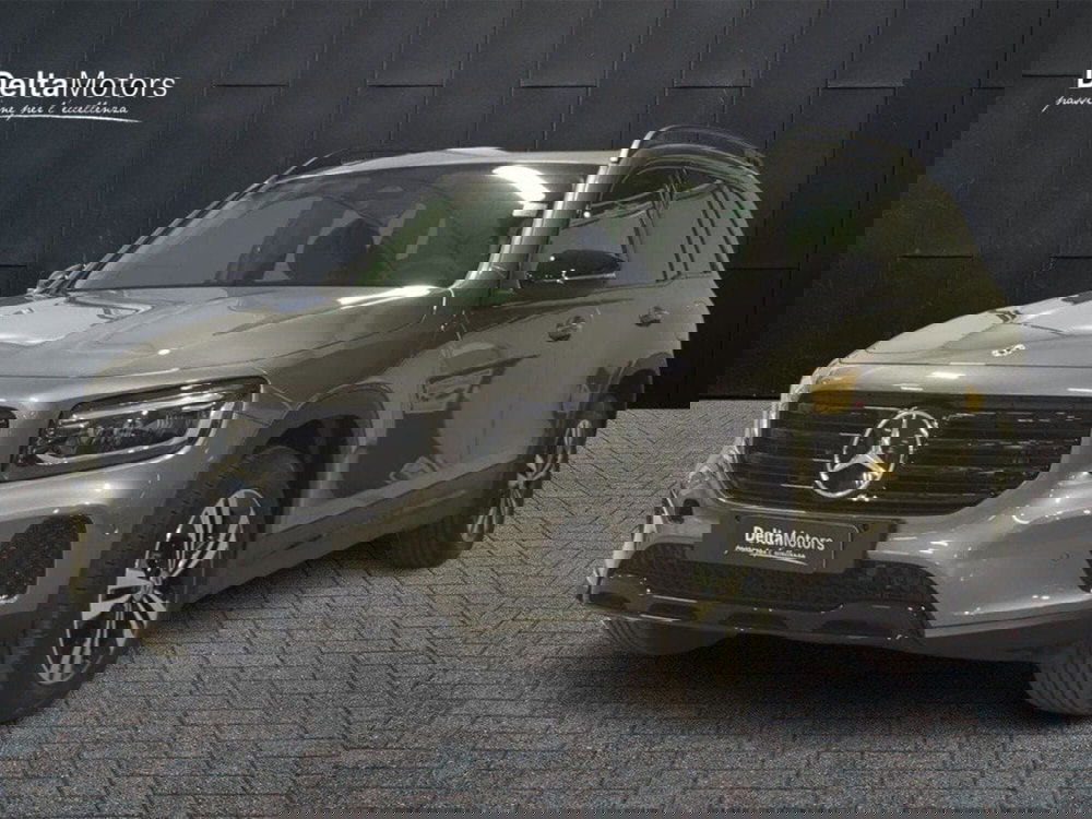 Mercedes-Benz GLB nuova a Macerata