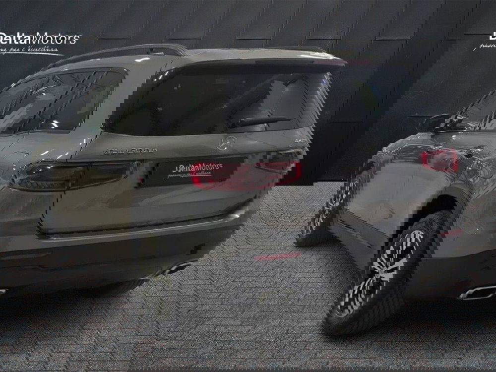 Mercedes-Benz GLB nuova a Macerata (3)