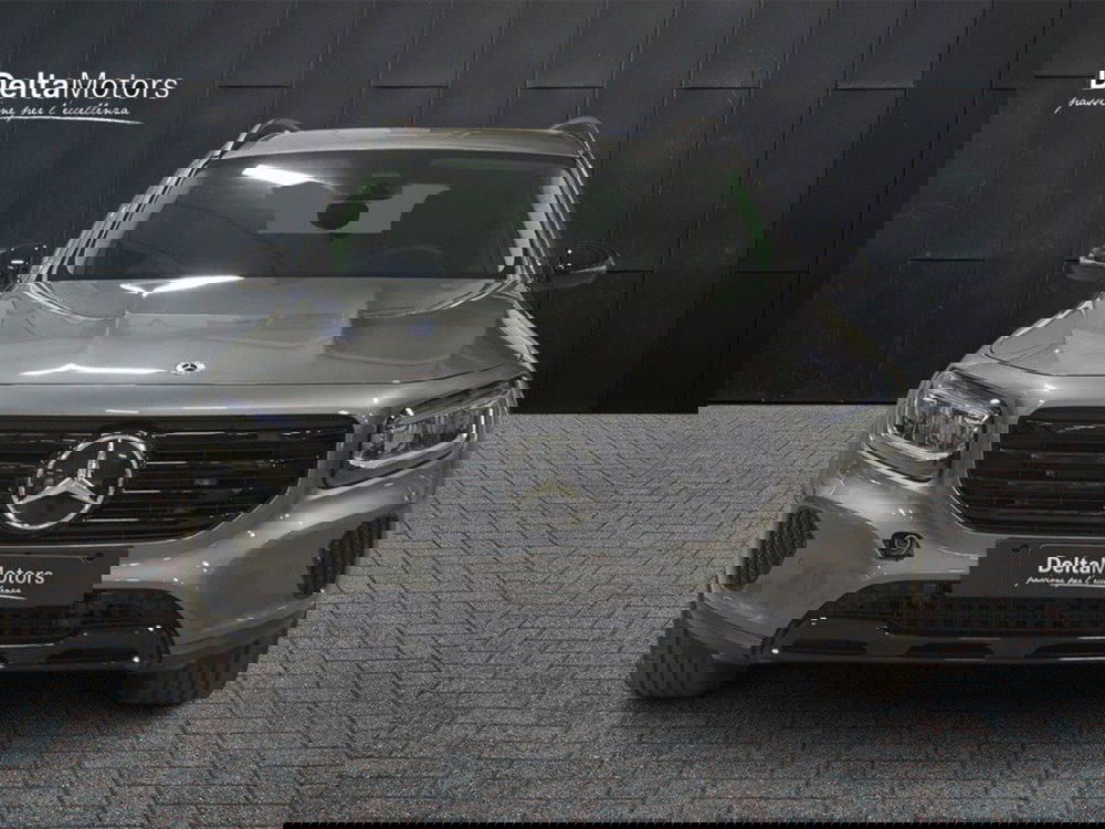 Mercedes-Benz GLB nuova a Macerata (6)