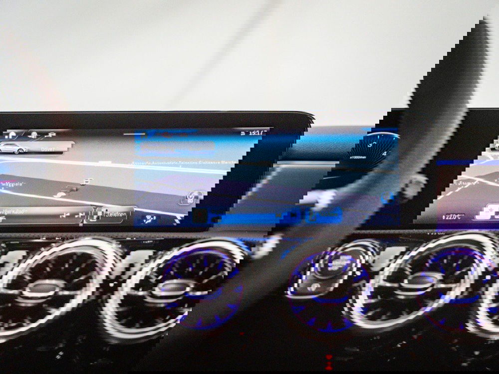 Mercedes-Benz Classe A Sedan nuova a Macerata (15)