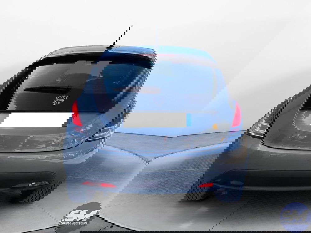 Lancia Ypsilon usata a Siena (4)