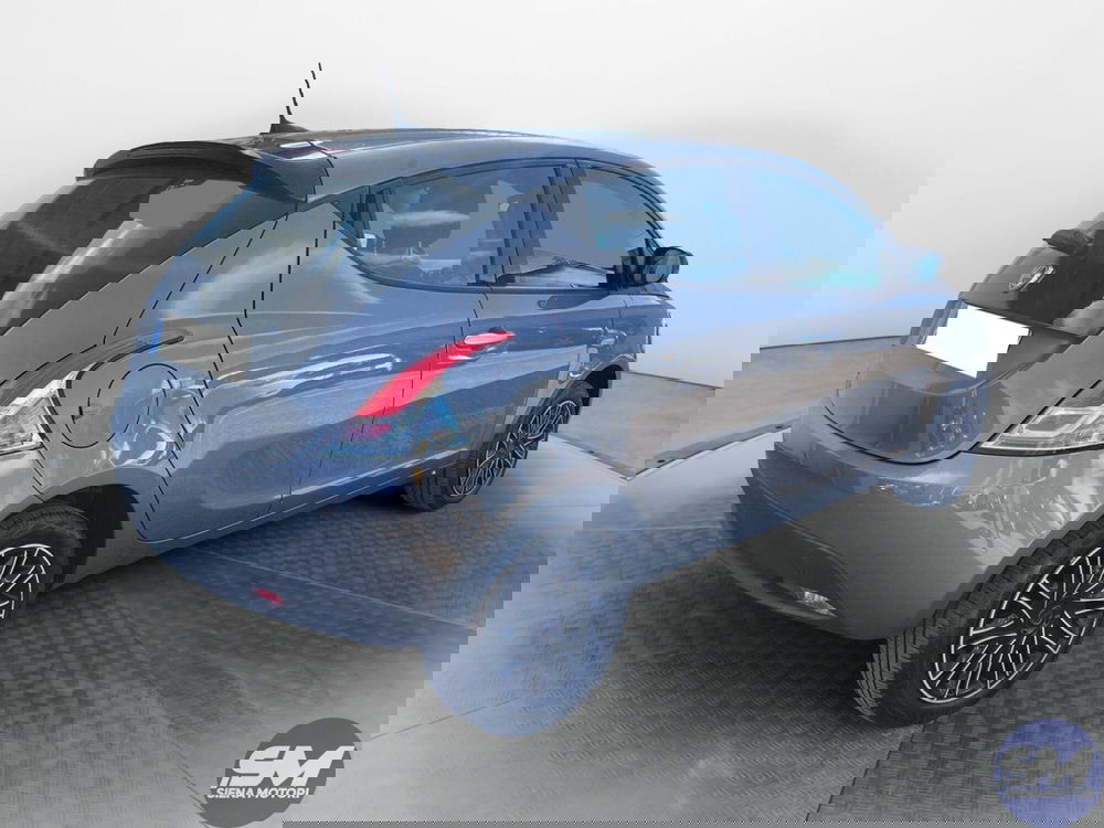 Lancia Ypsilon usata a Siena (6)