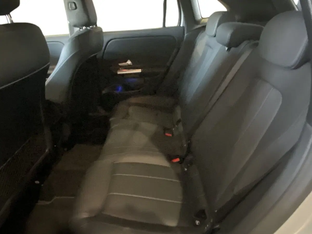 Mercedes-Benz GLA SUV usata a Napoli (14)